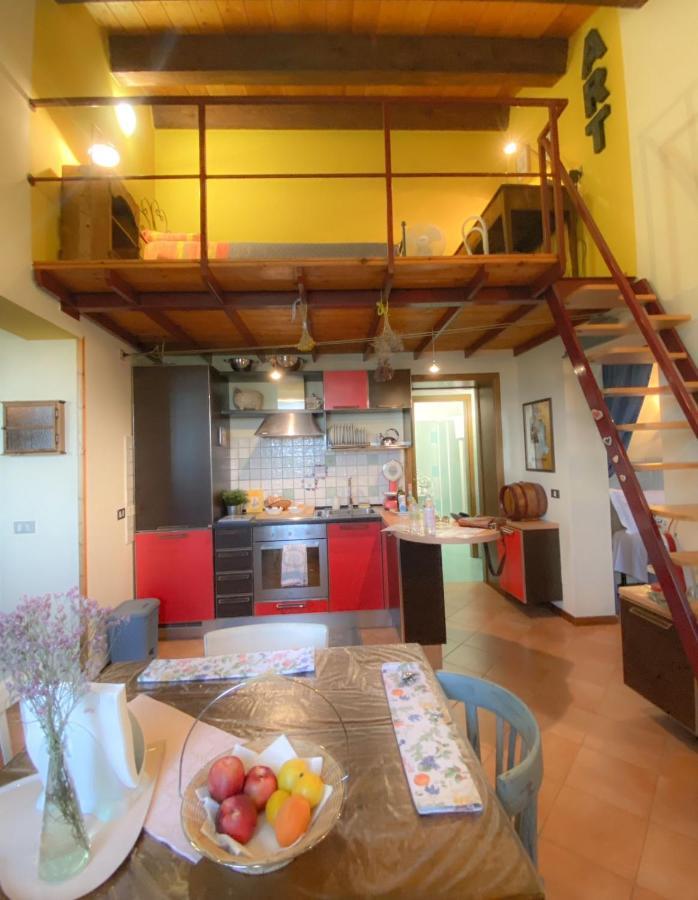 Ca' Tomassino Holiday Apartments Urbino Luaran gambar