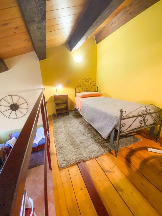 Ca' Tomassino Holiday Apartments Urbino Luaran gambar