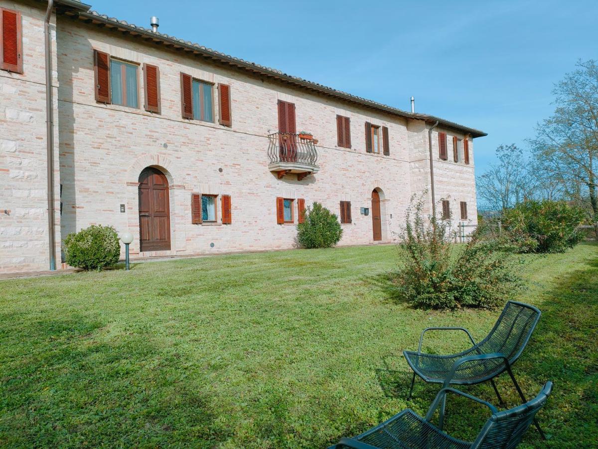 Ca' Tomassino Holiday Apartments Urbino Luaran gambar