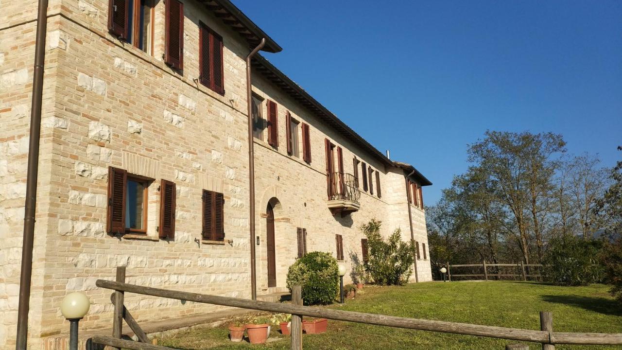Ca' Tomassino Holiday Apartments Urbino Luaran gambar